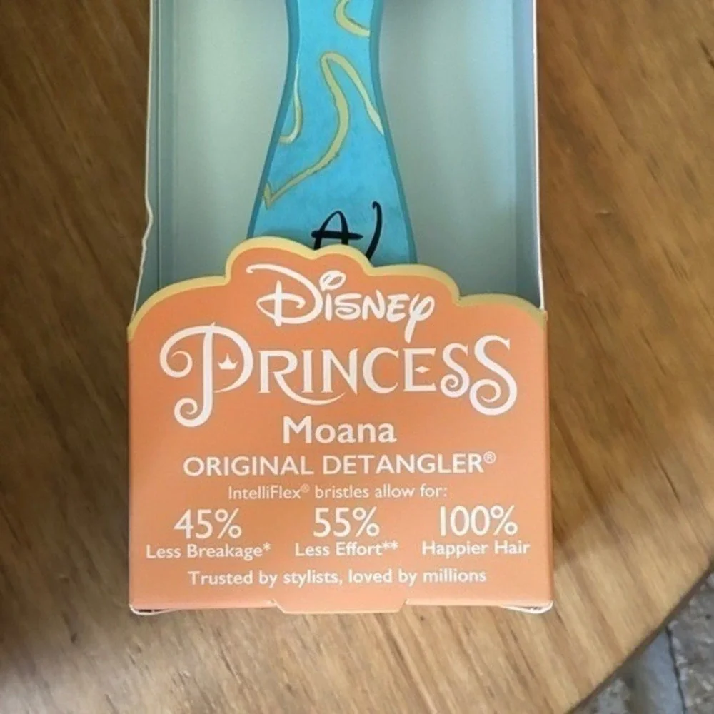 Disney Moana Blanket & Brush Gift Set: The Big One Oversized Throw Wet Brush NEW